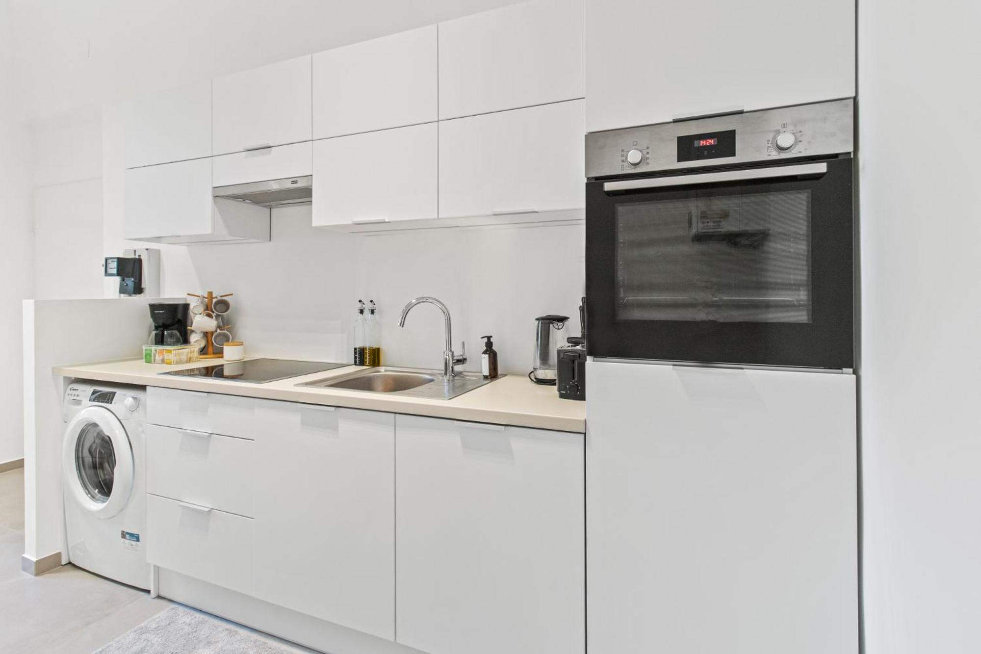Balcony Apartment, 4 Min To U3 Zipperer Strasse Wien Exterior foto